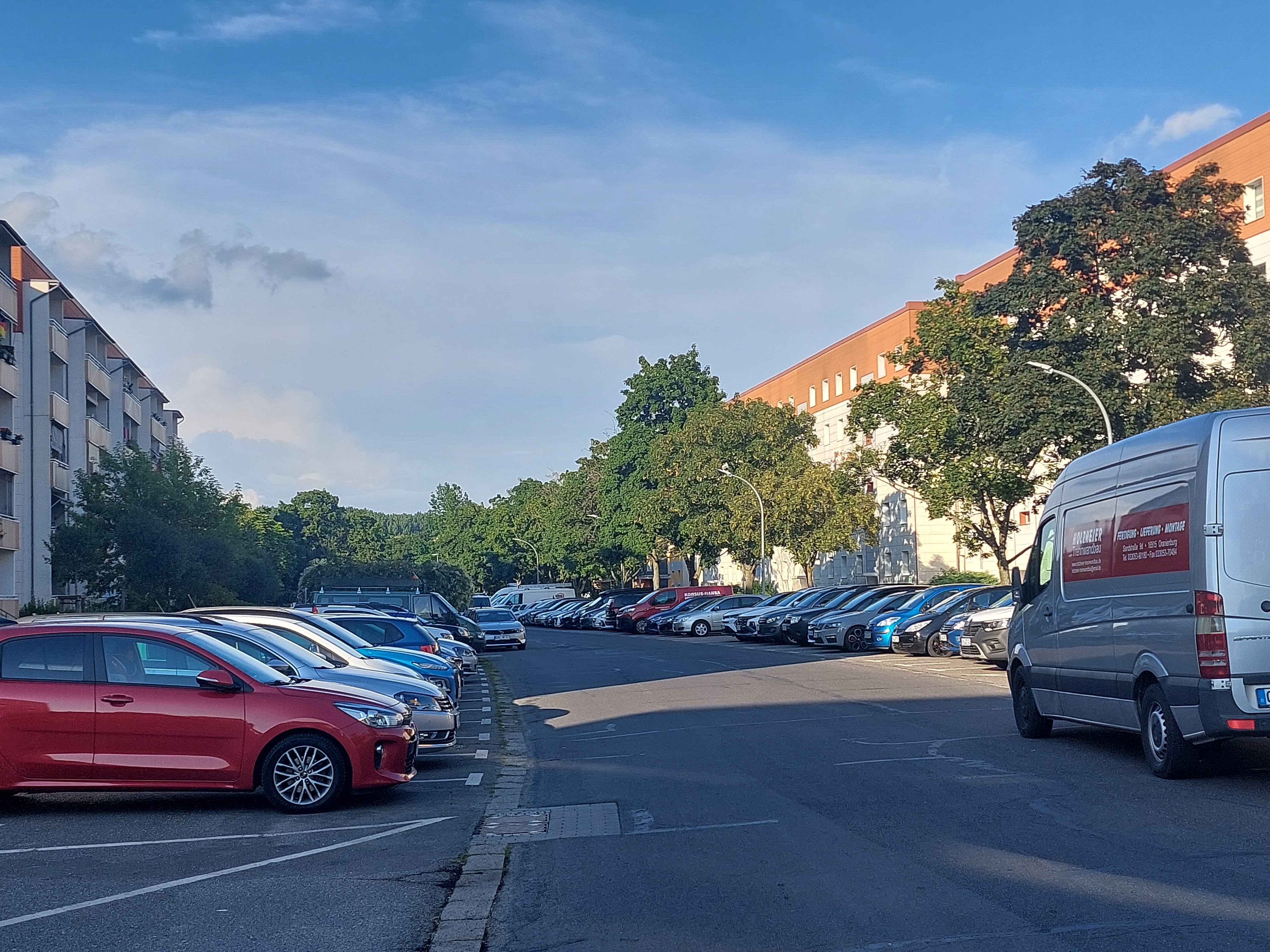 Ca. 100 Parkpl�tze sollten nach den Pl�nen der Stadt wegfallen, Foto: Christian Howe